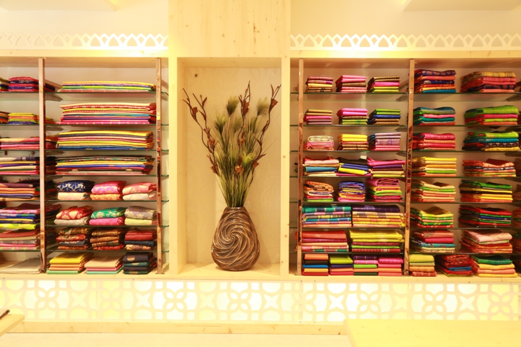 Best wedding pattu sarees boutiques in Vijayawada