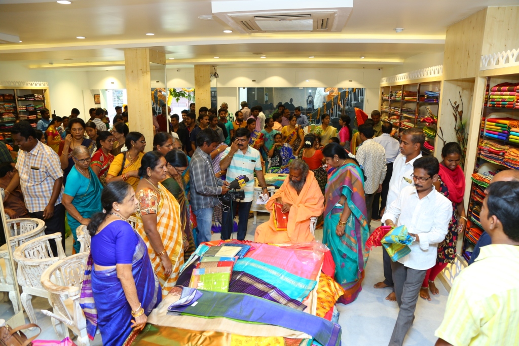 Paithani pattu sarees in Vijayawada