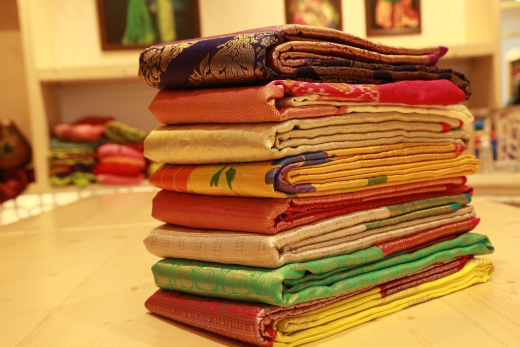 Pure kanchi pattu sarees online 