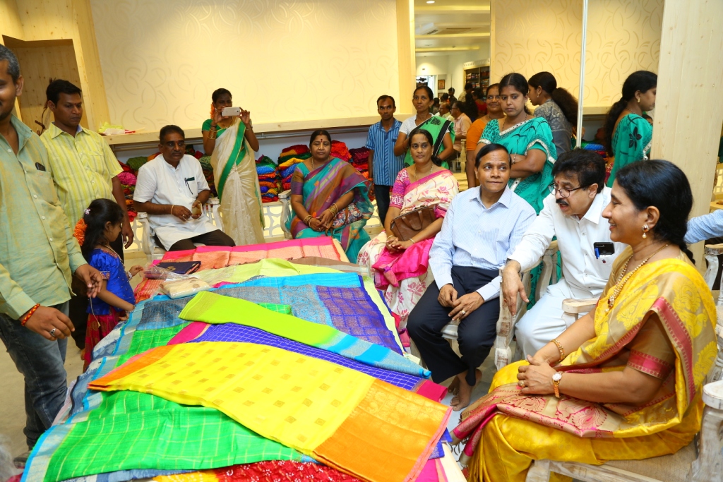 Best Wedding Wear pattu sarees Boutiques in Vijayawada